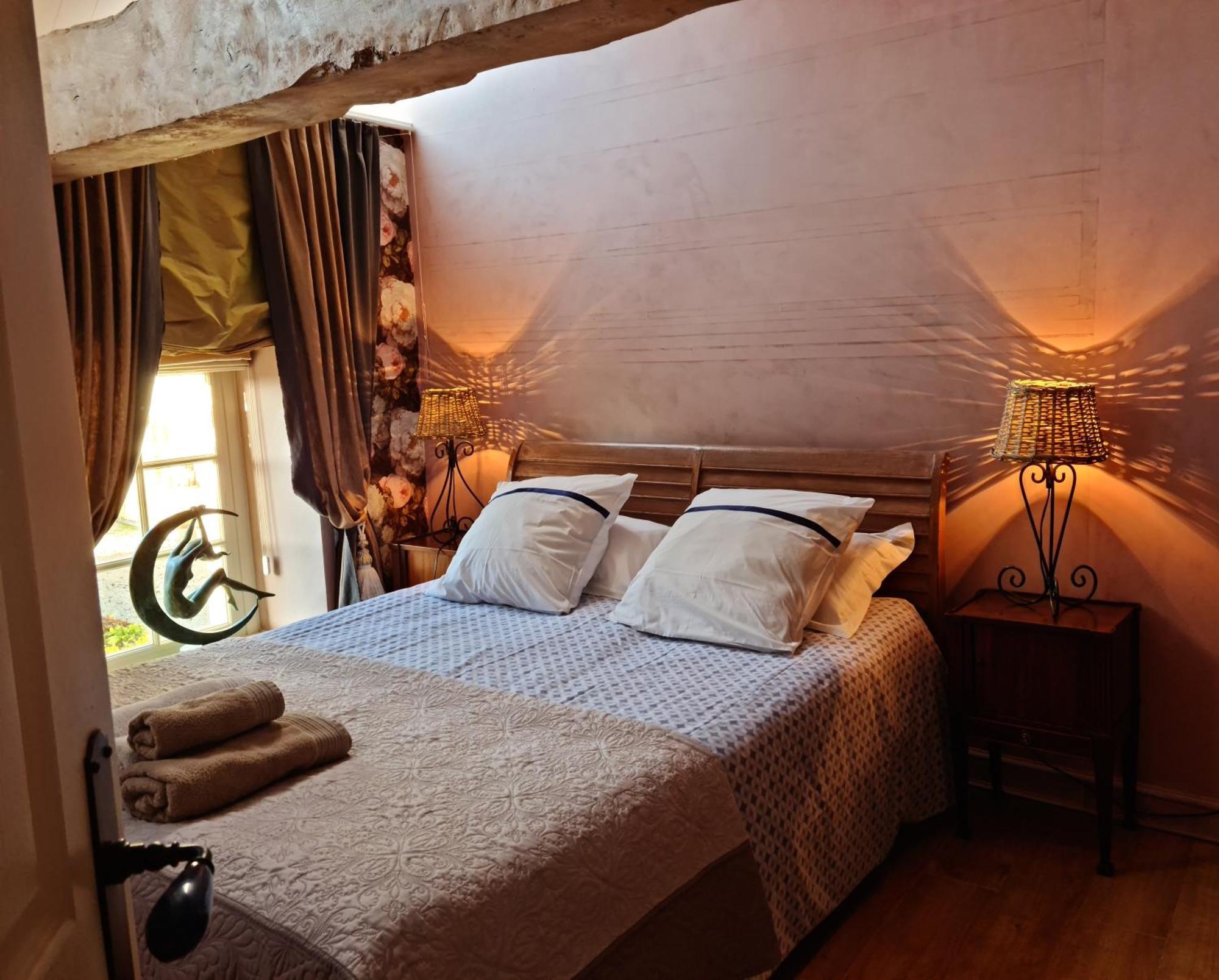 Chateau Le Colombier Holiday home Brevands